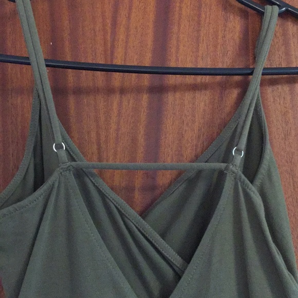Olive cris-cross dress - Picture 5 of 7